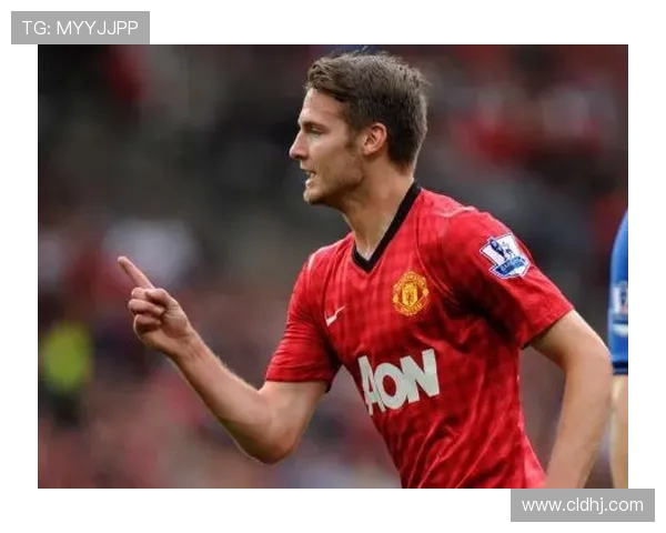 保罗·斯科尔斯：从曼联传奇到英格兰中场大师的独特足坛旅程