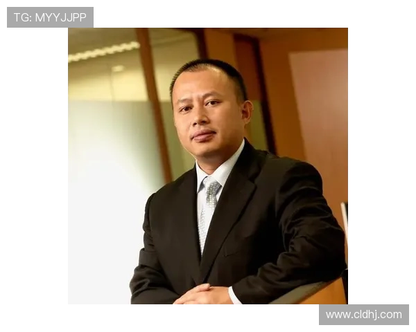 于德豪的成长之路与职场挑战:从基层到行业领军人物的奋斗故事